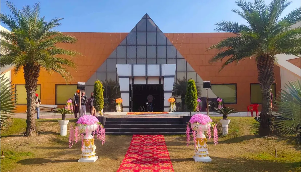 HEAVEN RESORT — main image